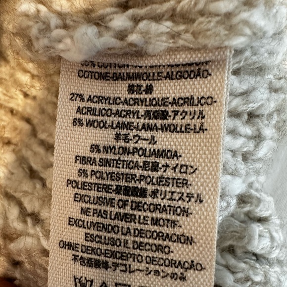 Free People Oversized Sz: S Cable Knit Chunky Cream Cardigan. Toggle Buttons. - Picture 7 of 16